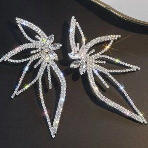 Belle | Stunning Earrings